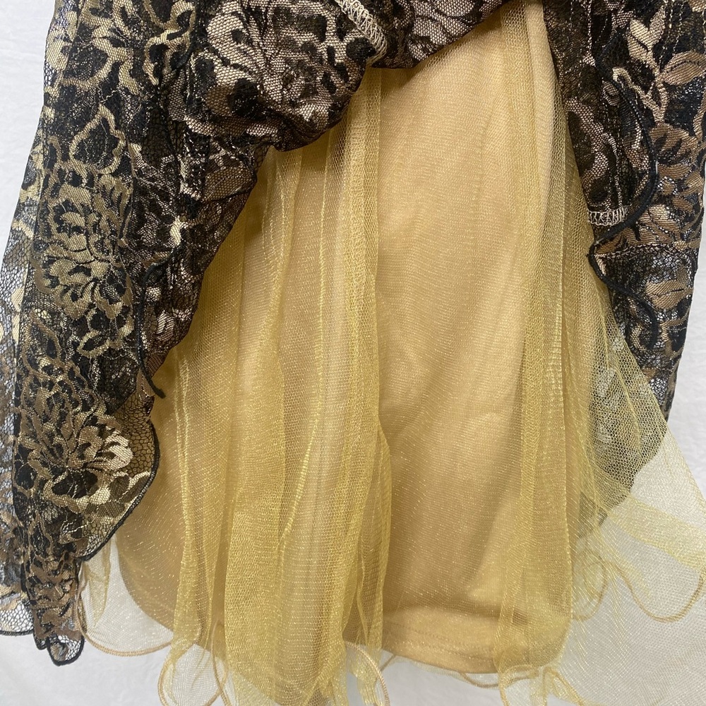 Atarid state size Medium ,black and Gold dress - Picture 7 of 9